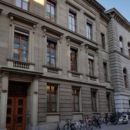 Gerichtsgebäude Bäumleingasse